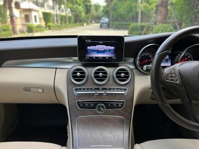 2019 Mercedes-Benz C350e Exclusive รูปที่ 7